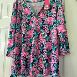 COPY - Lily Pulitzer top NWT Size XL pet/smoke free home